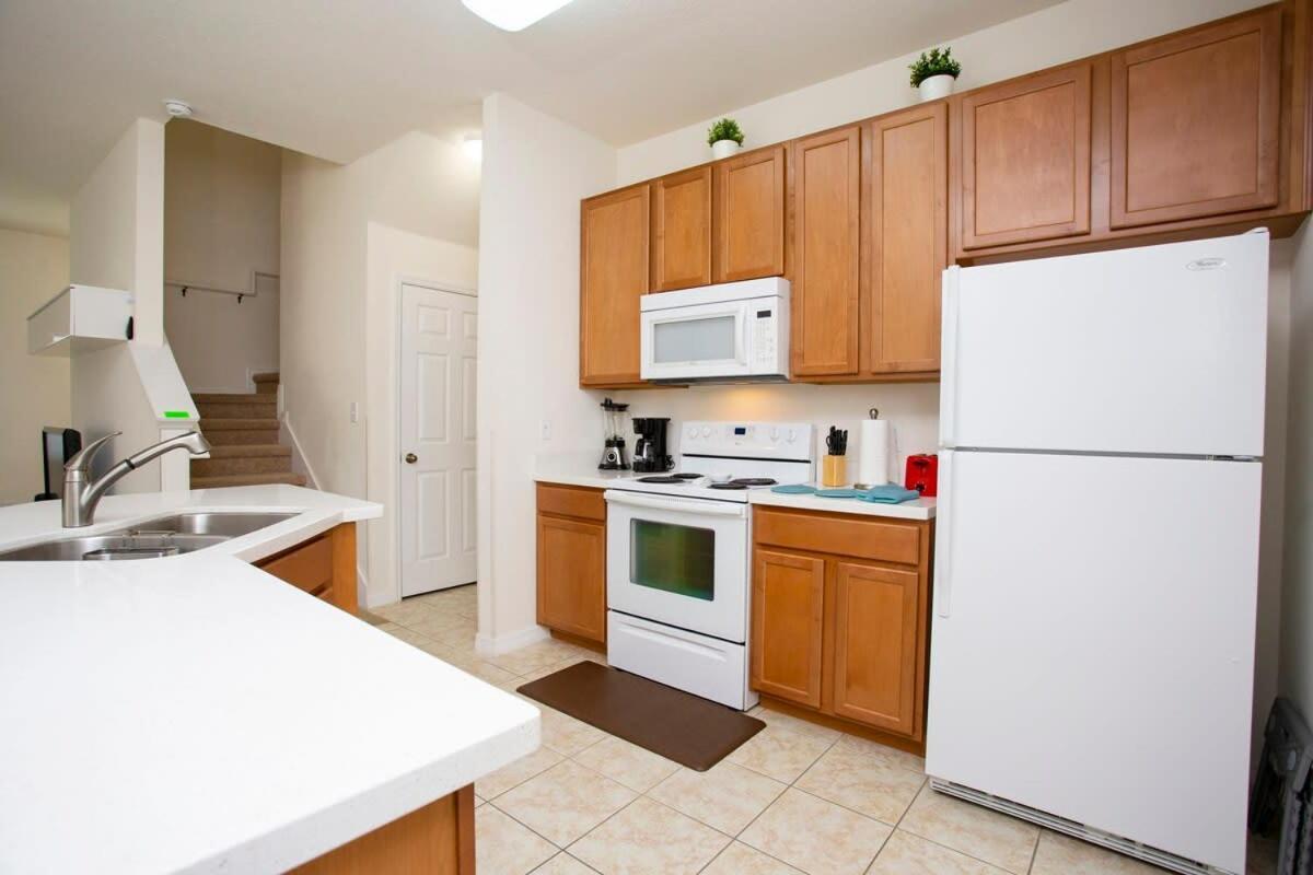 קיסימי Four Bedrooms Townhouse 4563 מראה חיצוני תמונה